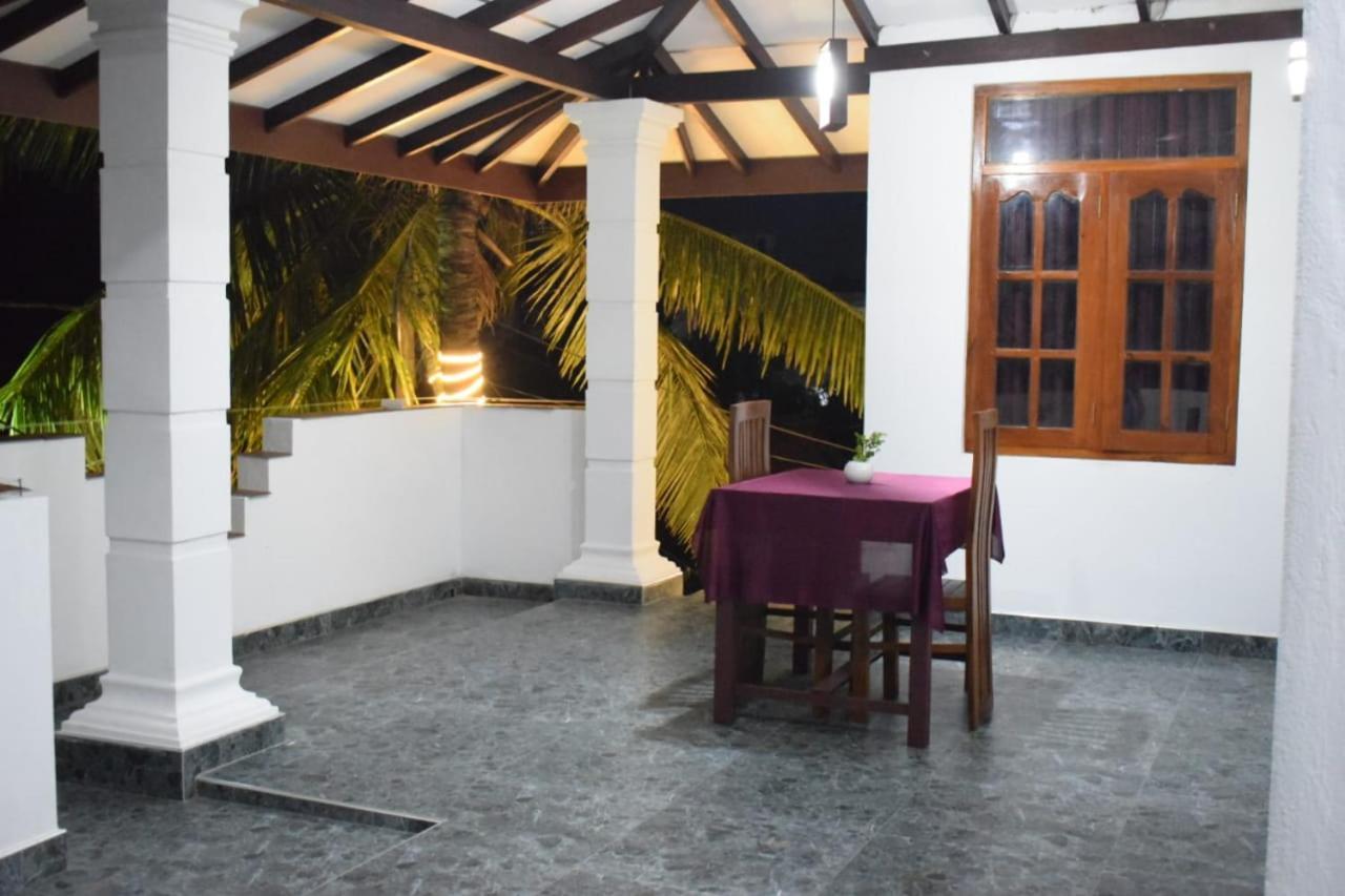 The Alexis'S Guest House Negombo Exterior photo